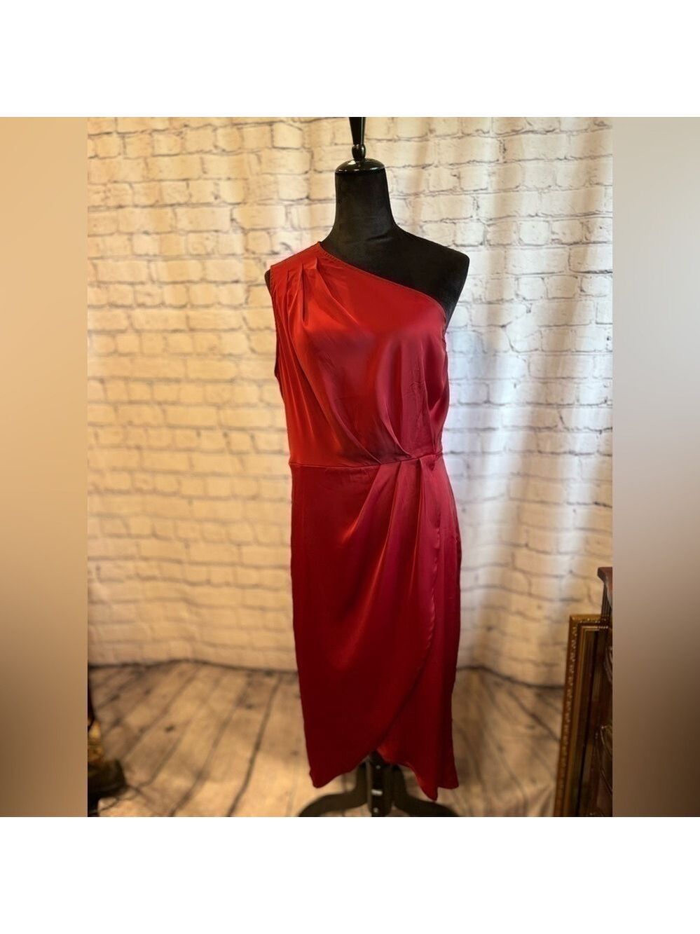 Pretty Garden Res One Shoulder Dress size M. NWT - Picture 6 of 16